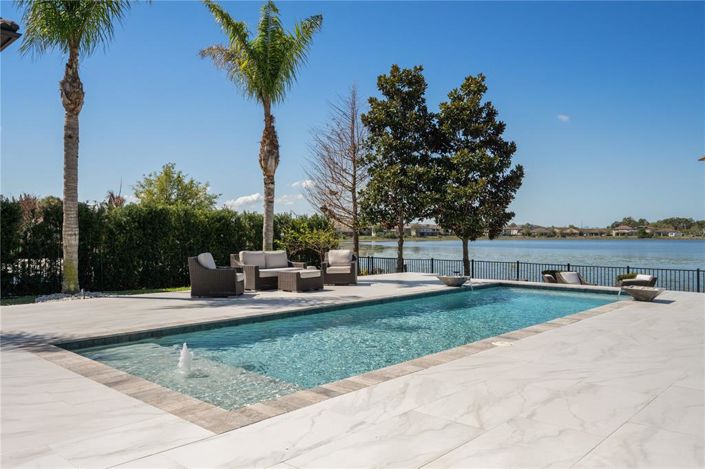 Image No.33-5 Bed House for sale