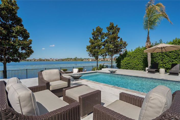 Image No.35-5 Bed House for sale