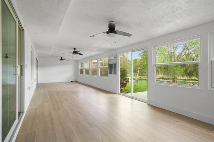 Image No.30-3 Bed House for sale