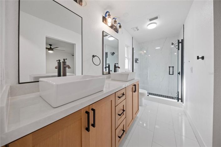 Image No.37-3 Bed House for sale