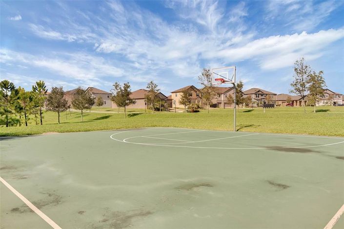 Image No.48-Maison de ville de 3 chambres à vendre à Saint John