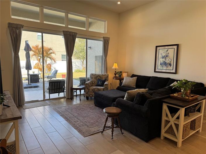 Image No.16-4 Bed House for sale