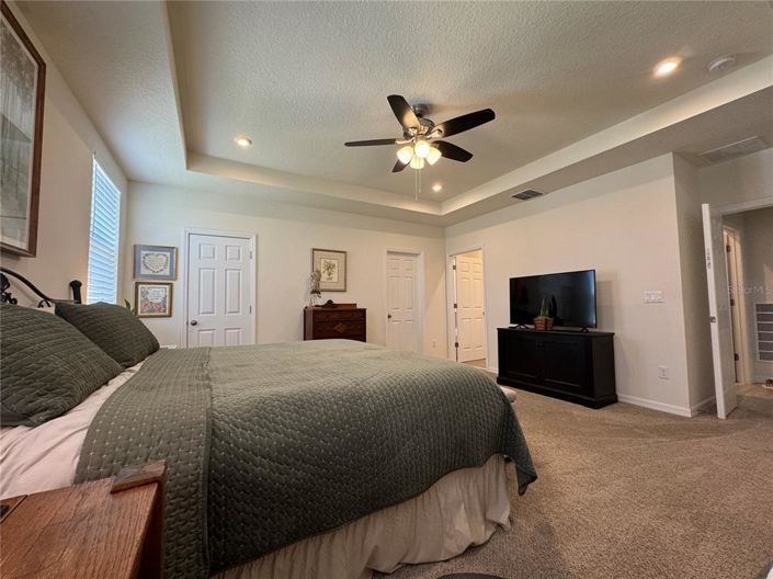 Image No.18-4 Bed House for sale