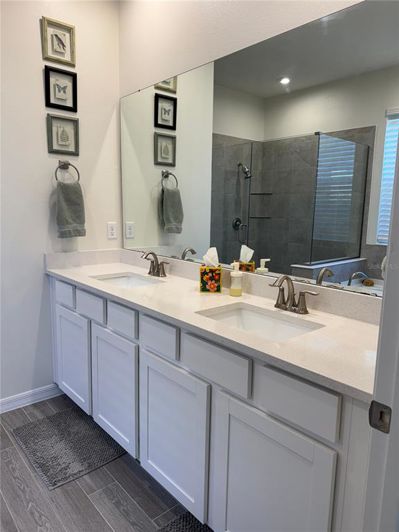 Image No.22-4 Bed House for sale