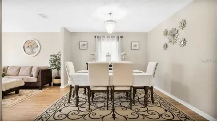 Image No.9-7 Bed House for sale