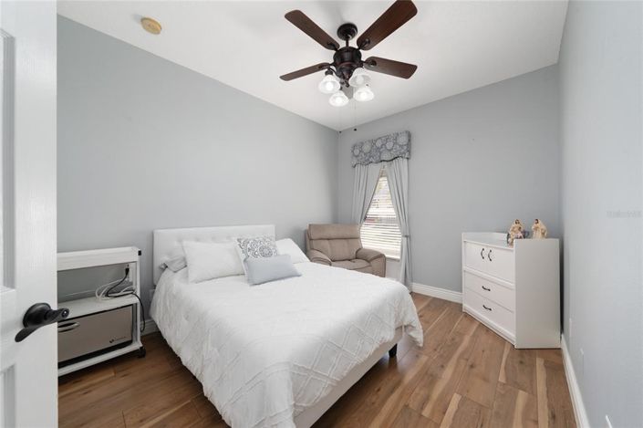 Image No.20-5 Bed House for sale