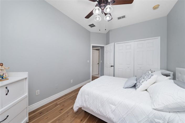 Image No.21-5 Bed House for sale