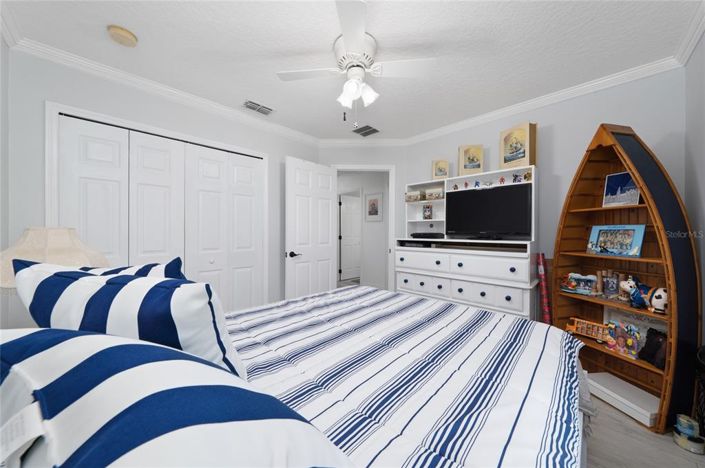 Image No.28-5 Bed House for sale