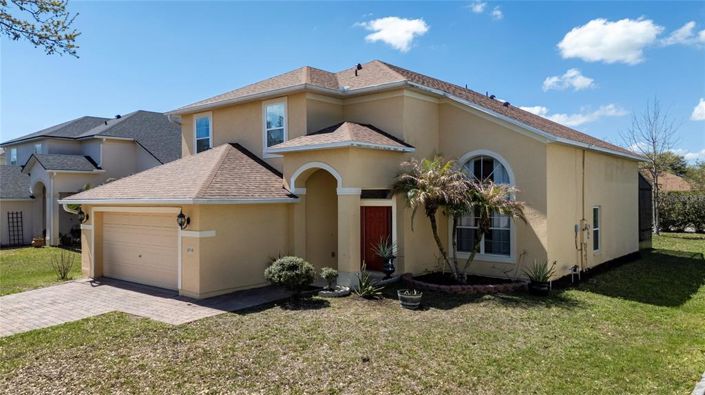 Image No.8-5 Bed House for sale