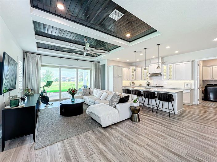 Image No.14-4 Bed House for sale