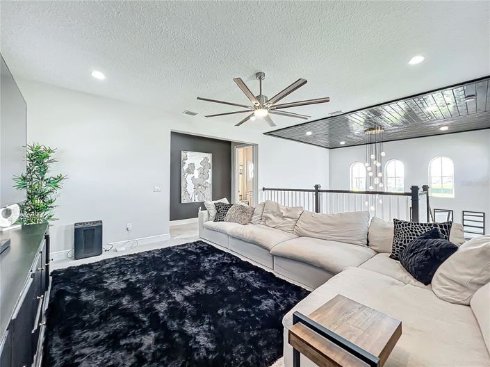 Image No.38-4 Bed House for sale