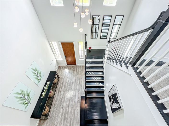 Image No.8-4 Bed House for sale