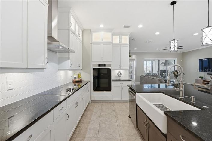 Image No.14-5 Bed House for sale