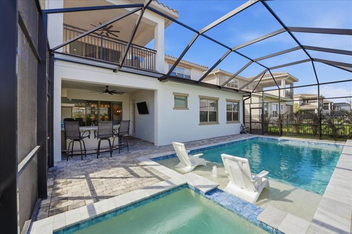 Image No.18-5 Bed House for sale