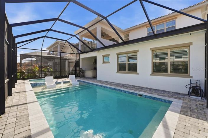 Image No.2-5 Bed House for sale