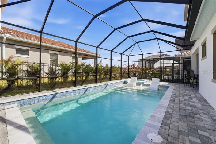 Image No.20-5 Bed House for sale