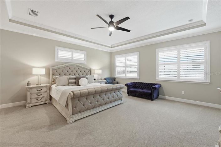 Image No.21-5 Bed House for sale