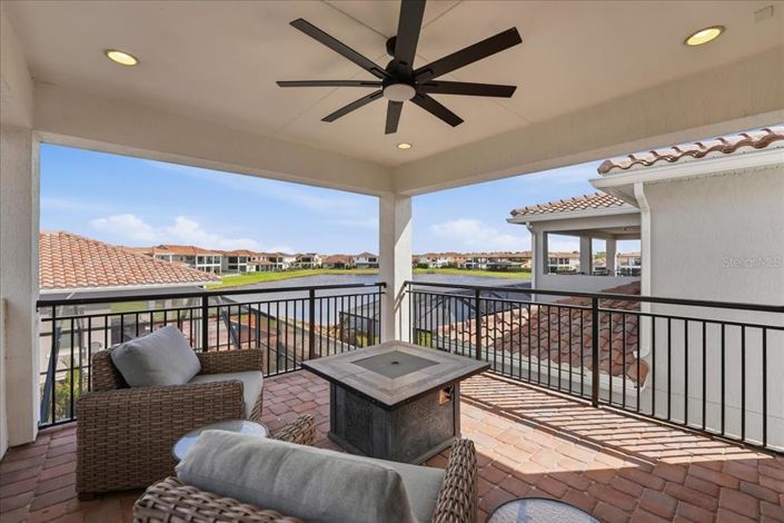 Image No.3-5 Bed House for sale