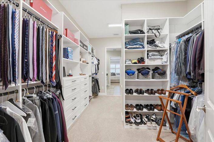 Image No.30-5 Bed House for sale