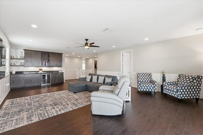 Image No.36-5 Bed House for sale