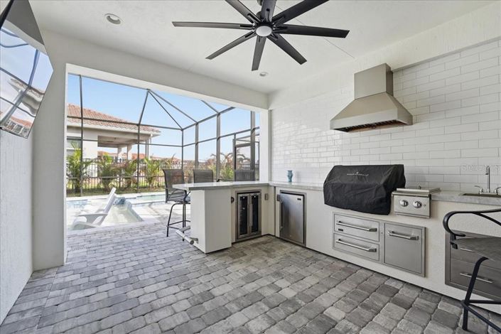 Image No.4-5 Bed House for sale