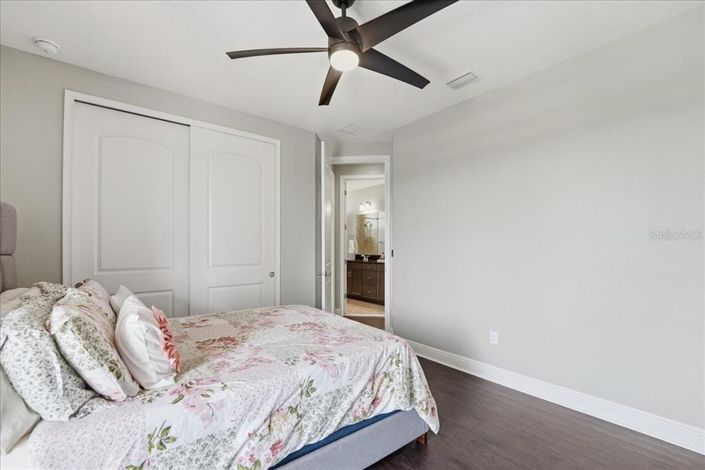 Image No.42-5 Bed House for sale