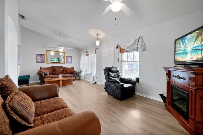 Image No.6-Maison de 3 chambres à vendre à Saint John