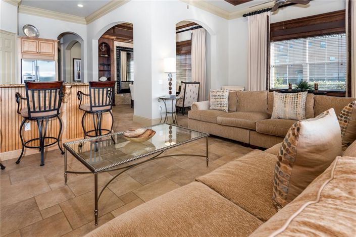 Image No.10-4 Bed House for sale