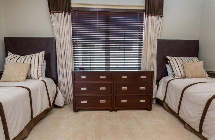 Image No.26-4 Bed House for sale