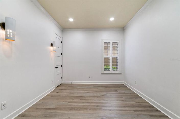 Image No.14-5 Bed House for sale