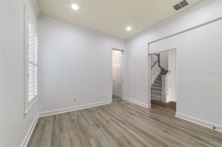 Image No.15-5 Bed House for sale