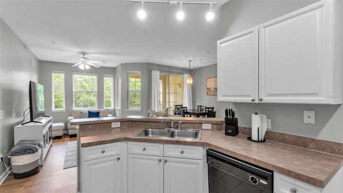 Image No.24-2 Bed Apartment for sale