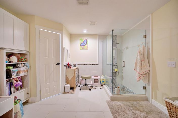 Image No.26-4 Bed House for sale