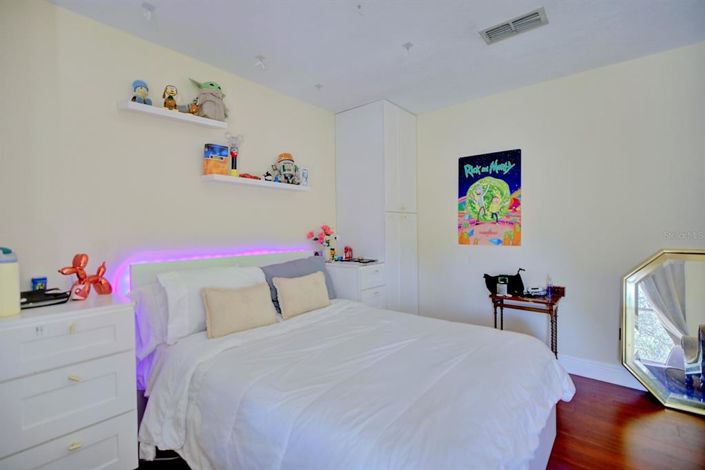 Image No.29-4 Bed House for sale