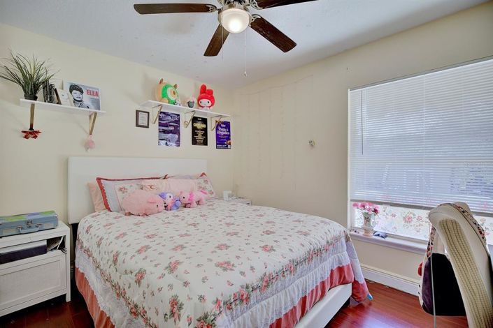 Image No.33-4 Bed House for sale