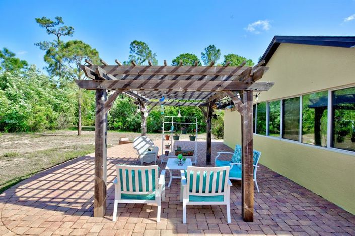 Image No.41-4 Bed House for sale