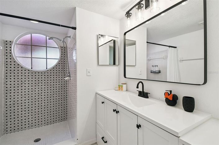 Image No.17-3 Bed Apartment for sale