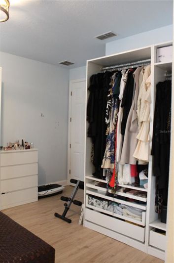 Image No.26-4 Bed House for sale