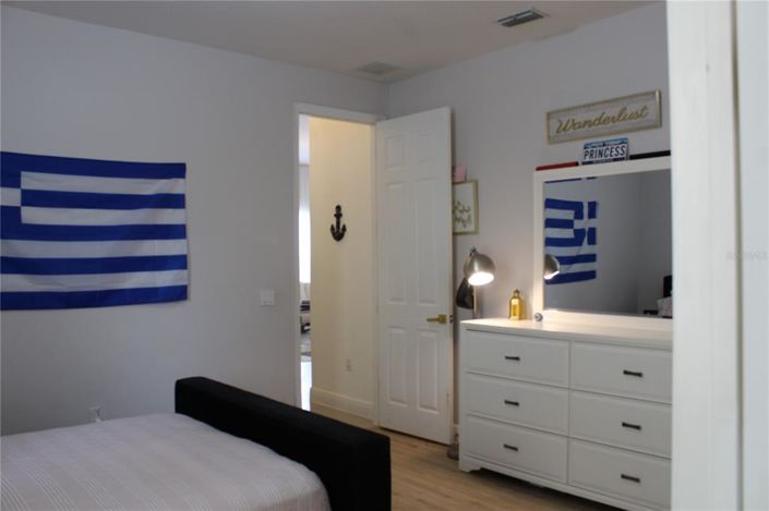 Image No.42-4 Bed House for sale