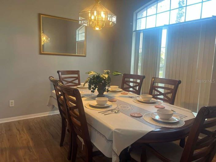 Image No.2-Maison de 5 chambres à vendre à Saint John