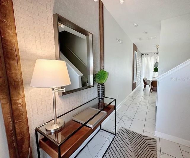 Image No.2-Maison de ville de 4 chambres à vendre à Saint John