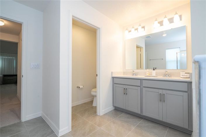 Image No.60-5 Bed House for sale