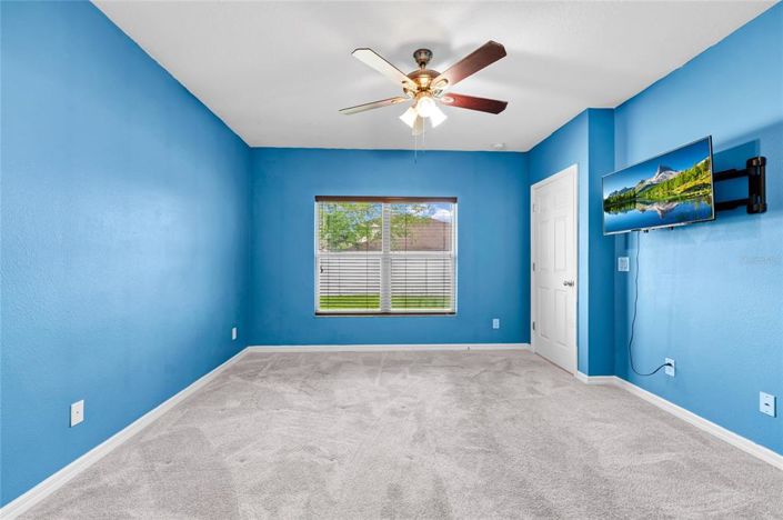 Image No.17-3 Bed House for sale