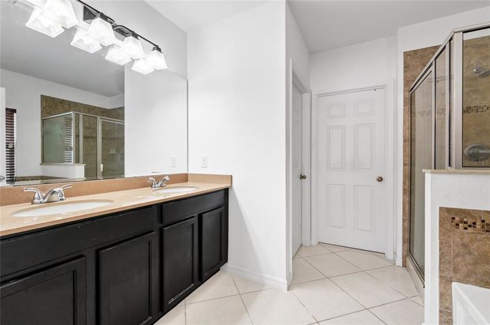 Image No.18-3 Bed House for sale
