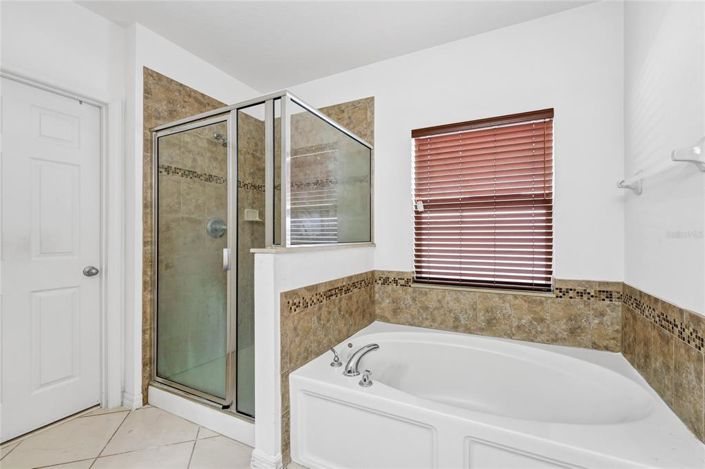 Image No.19-3 Bed House for sale