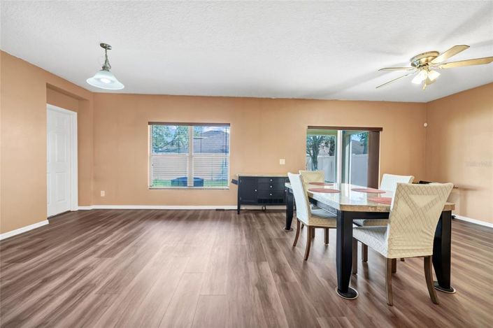 Image No.3-3 Bed House for sale