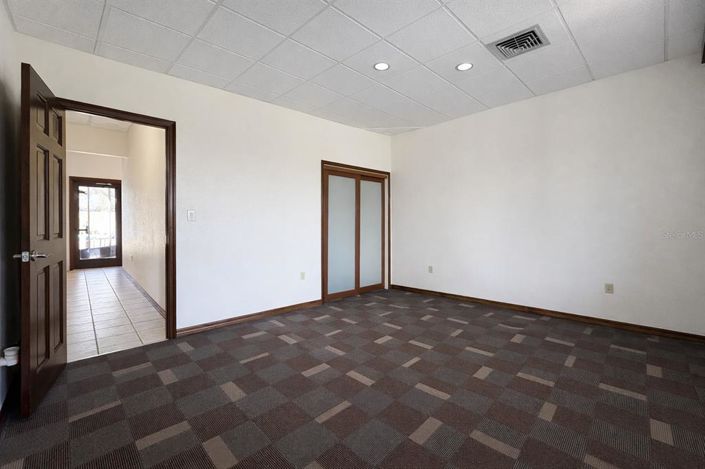 Image No.16-4 Bed House for sale