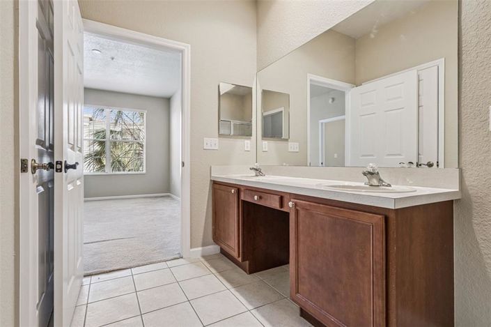 Image No.26-3 Bed Apartment for sale