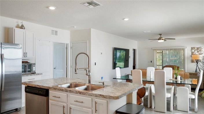 Image No.14-3 Bed House for sale