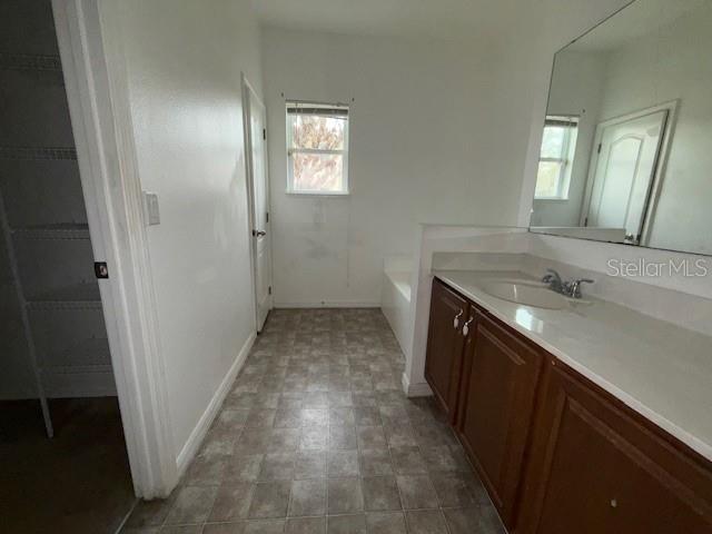 Image No.10-Maison de 4 chambres à vendre à Saint John